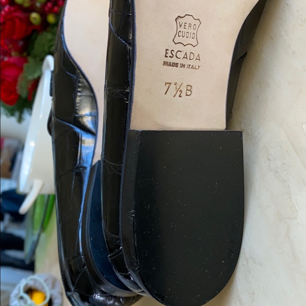 ESCADA black “cocodrillo” embossd leather loafers - Picture 13 of 13